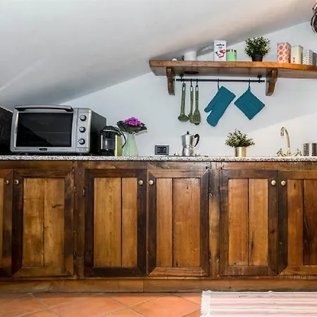 Appartement To *